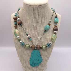 Chico’s Faux Turquoise and Acrylic Bead Necklace
